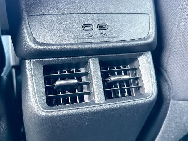 new 2026 Chevrolet Equinox car, priced at $29,995