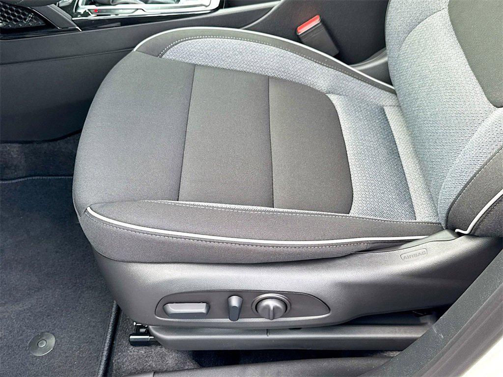 new 2025 Chevrolet TrailBlazer car, priced at $27,075