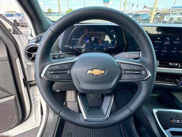 new 2026 Chevrolet Equinox car, priced at $31,090
