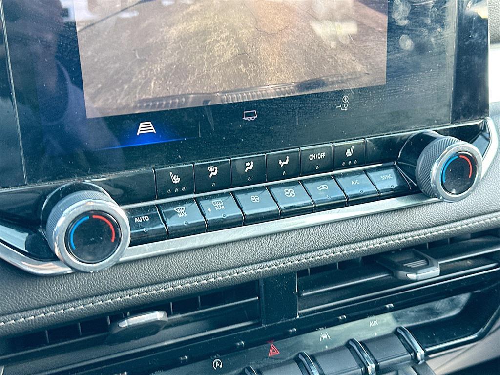 used 2023 Chevrolet Colorado car, priced at $28,489