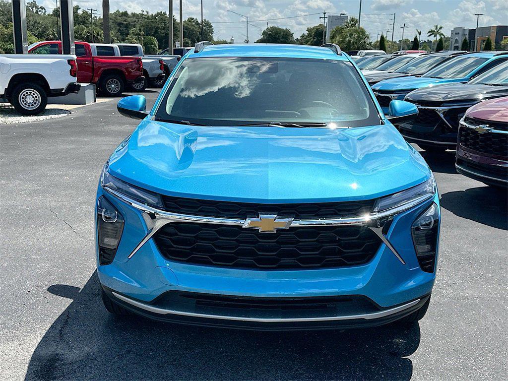 new 2025 Chevrolet Trax car, priced at $23,880