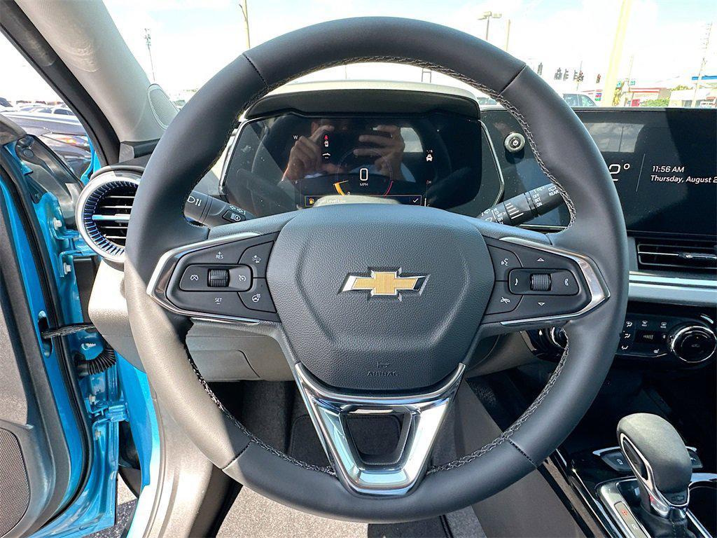 new 2025 Chevrolet Trax car, priced at $23,880
