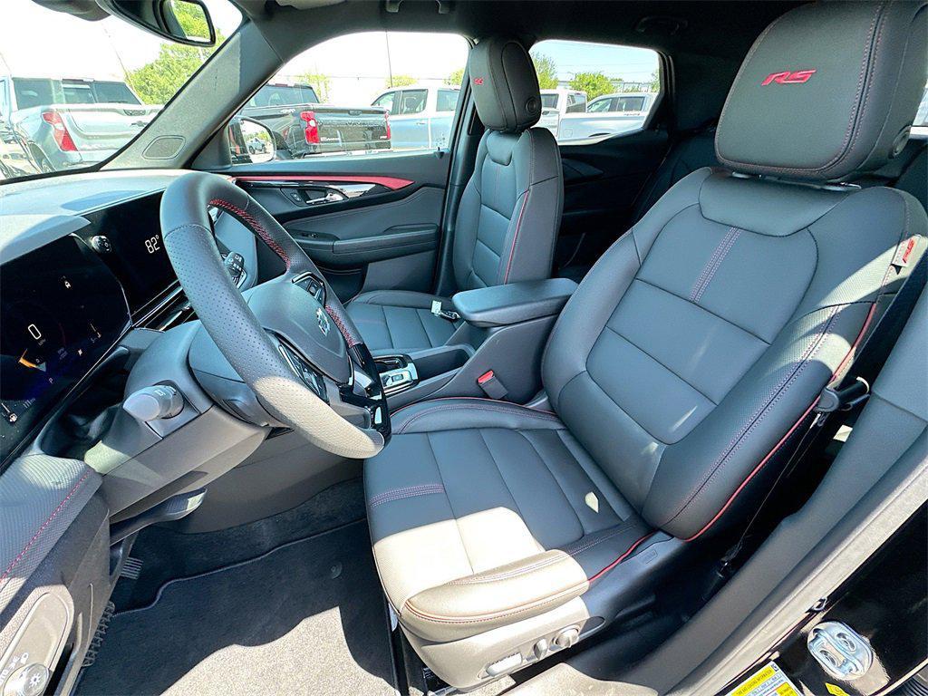 new 2025 Chevrolet TrailBlazer car, priced at $29,085