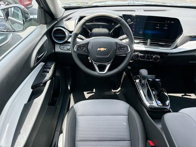 new 2025 Chevrolet Trax car, priced at $24,985