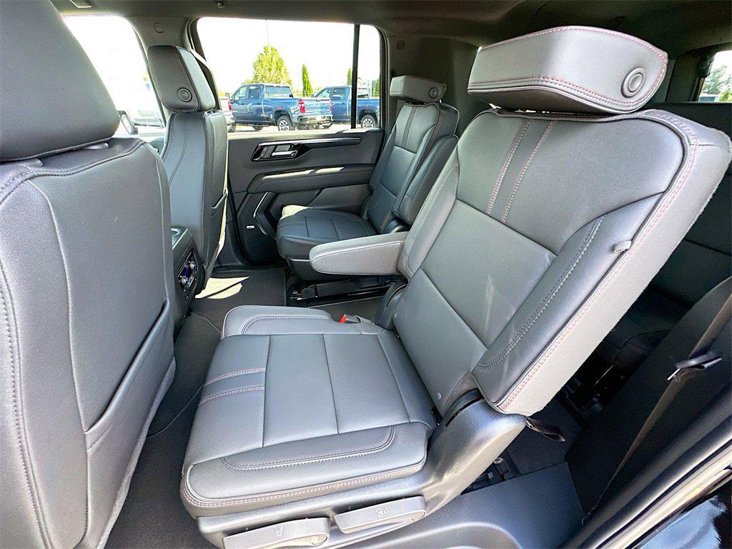 new 2025 Chevrolet Suburban car, priced at $72,725