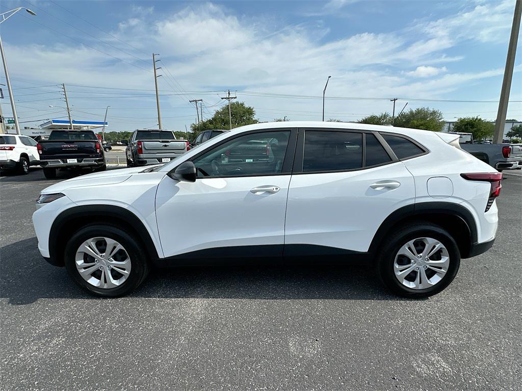 used 2024 Chevrolet Trax car, priced at $20,998