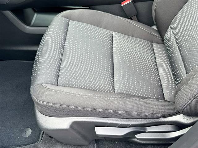 new 2026 Chevrolet Equinox car, priced at $29,040