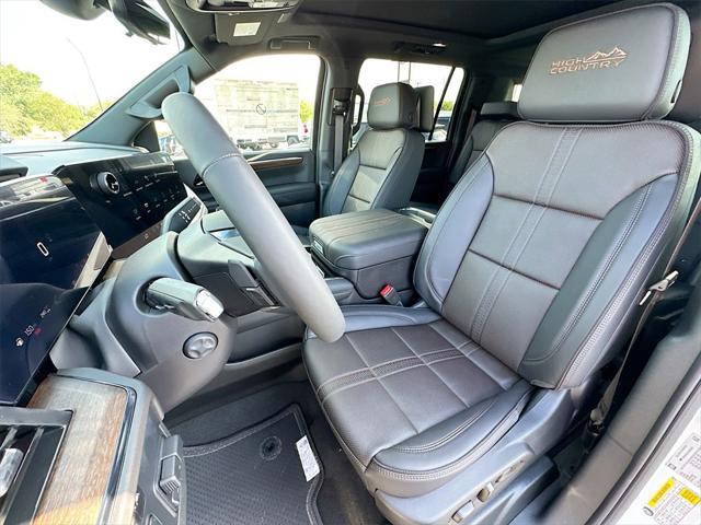 new 2025 Chevrolet Suburban car, priced at $94,990