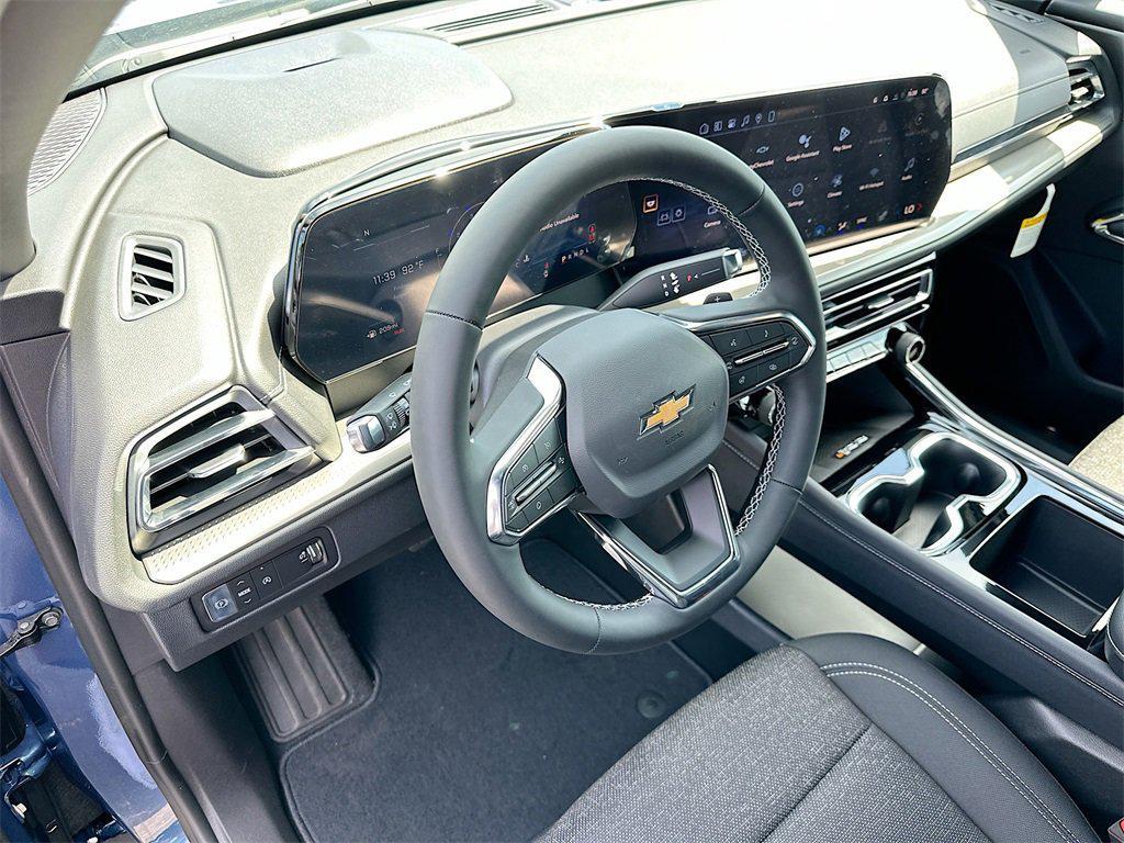 new 2026 Chevrolet Traverse car, priced at $42,695