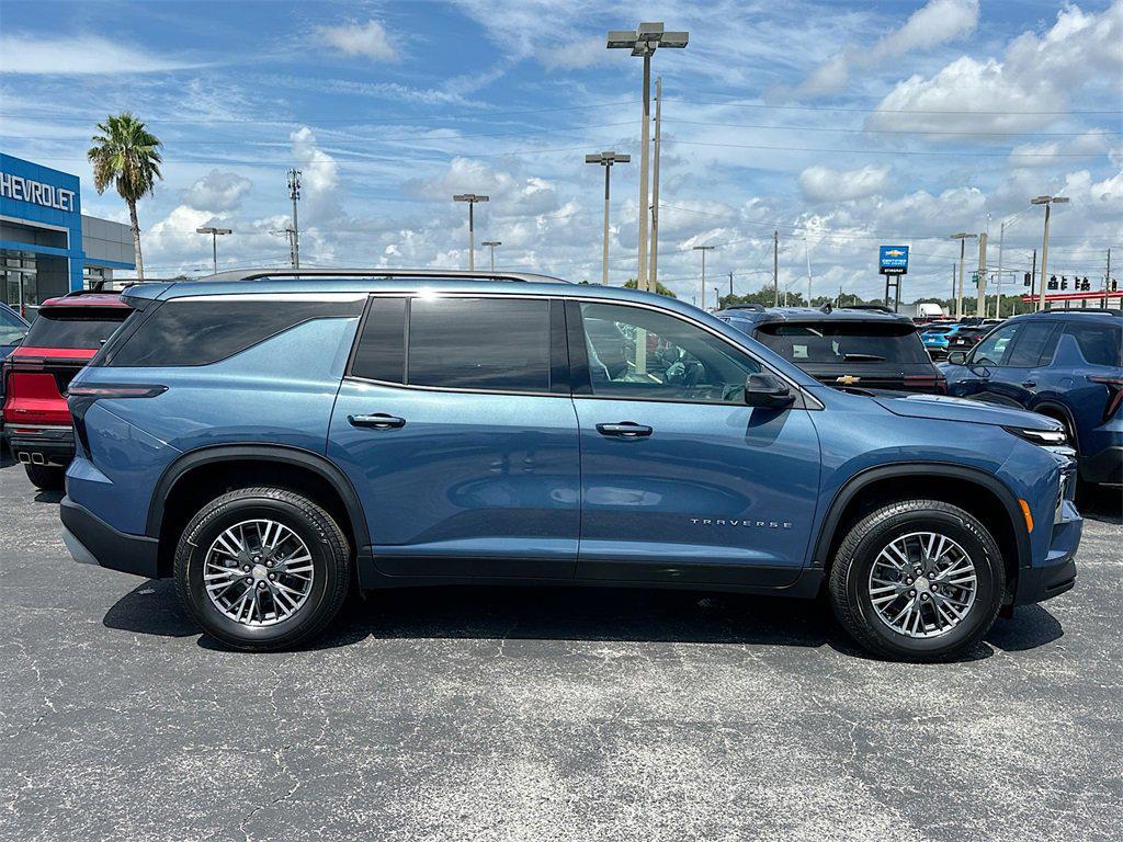 new 2026 Chevrolet Traverse car, priced at $42,695
