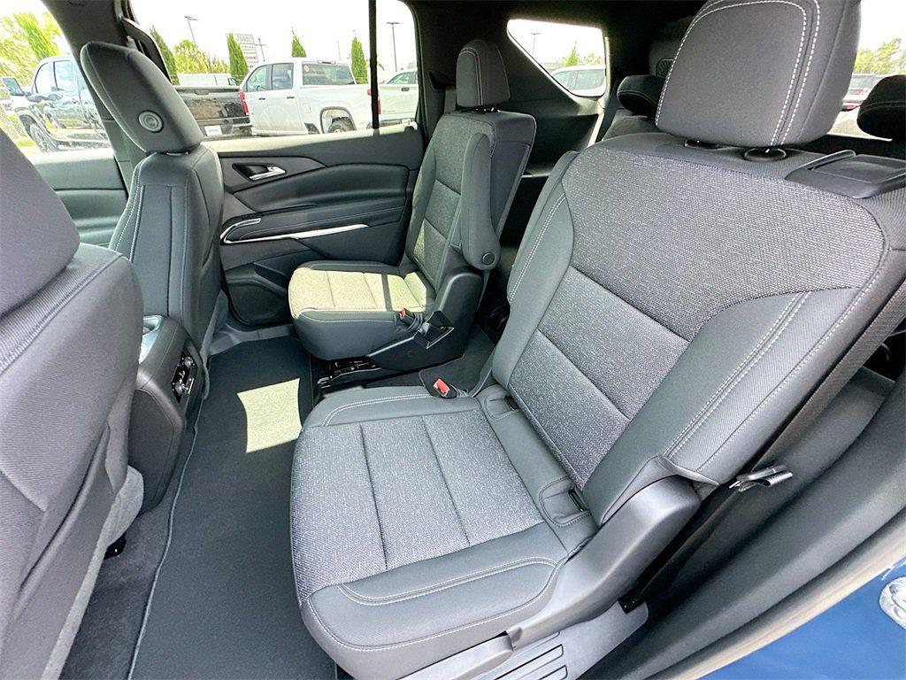 new 2026 Chevrolet Traverse car, priced at $42,695