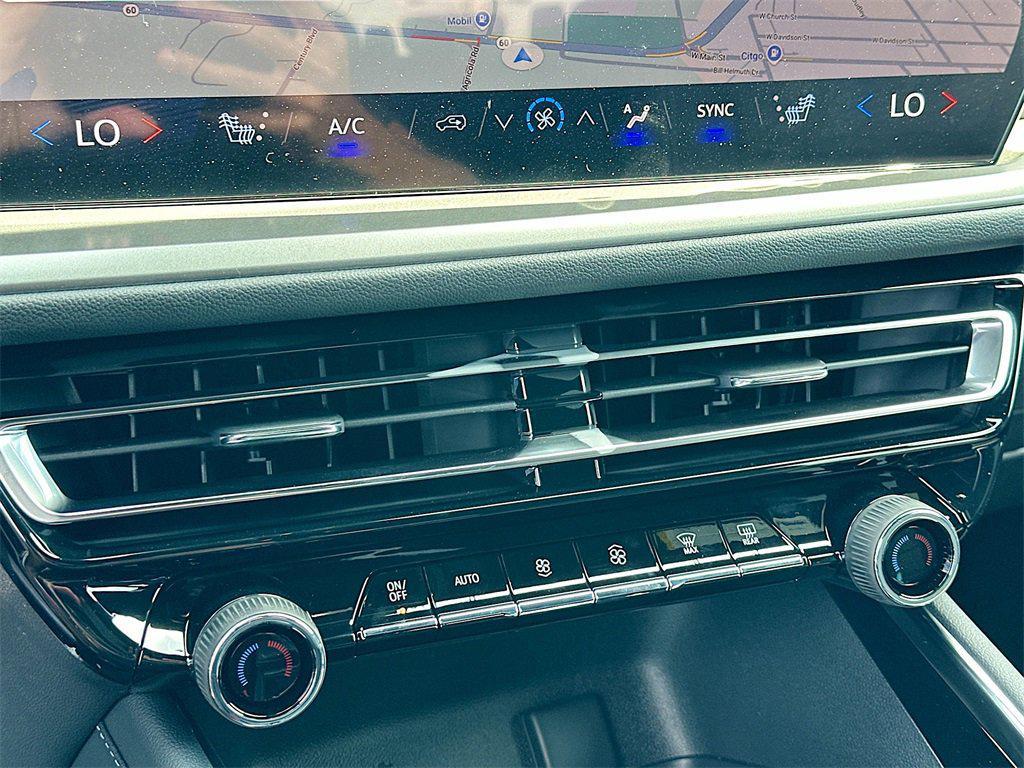 new 2026 Chevrolet Traverse car, priced at $42,695