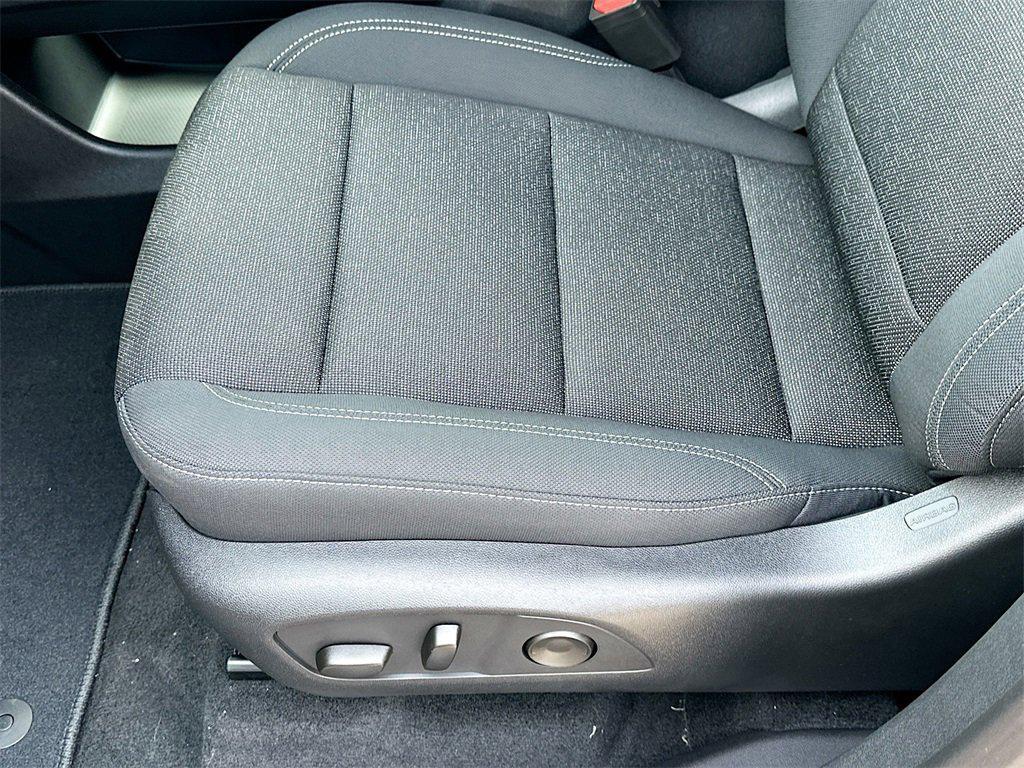 new 2026 Chevrolet Traverse car, priced at $42,695