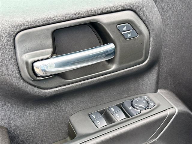 new 2025 Chevrolet Silverado 1500 car, priced at $44,190