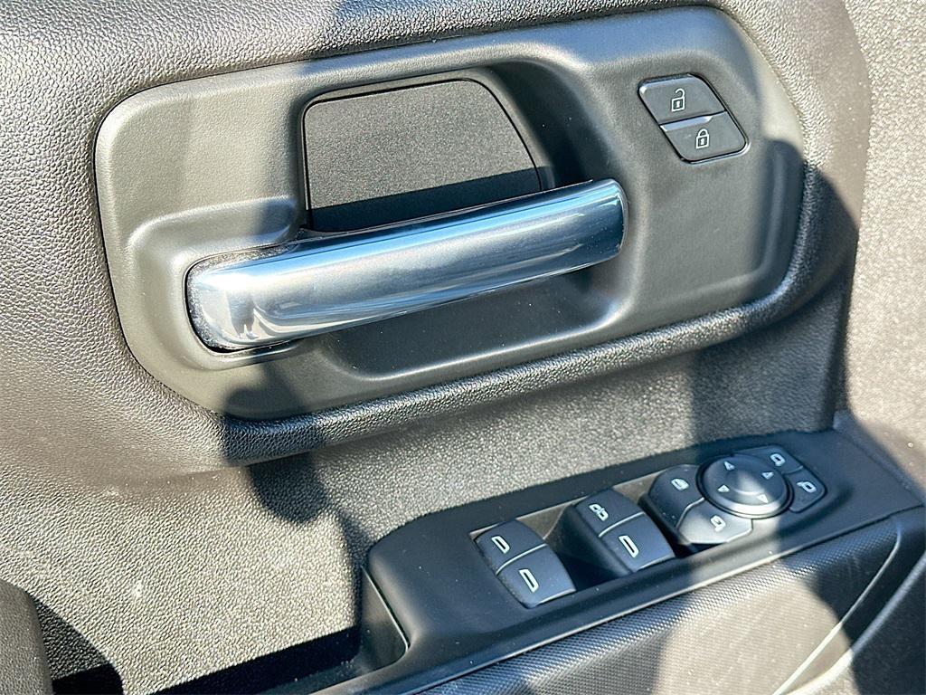 used 2025 Chevrolet Silverado 2500 car, priced at $52,890