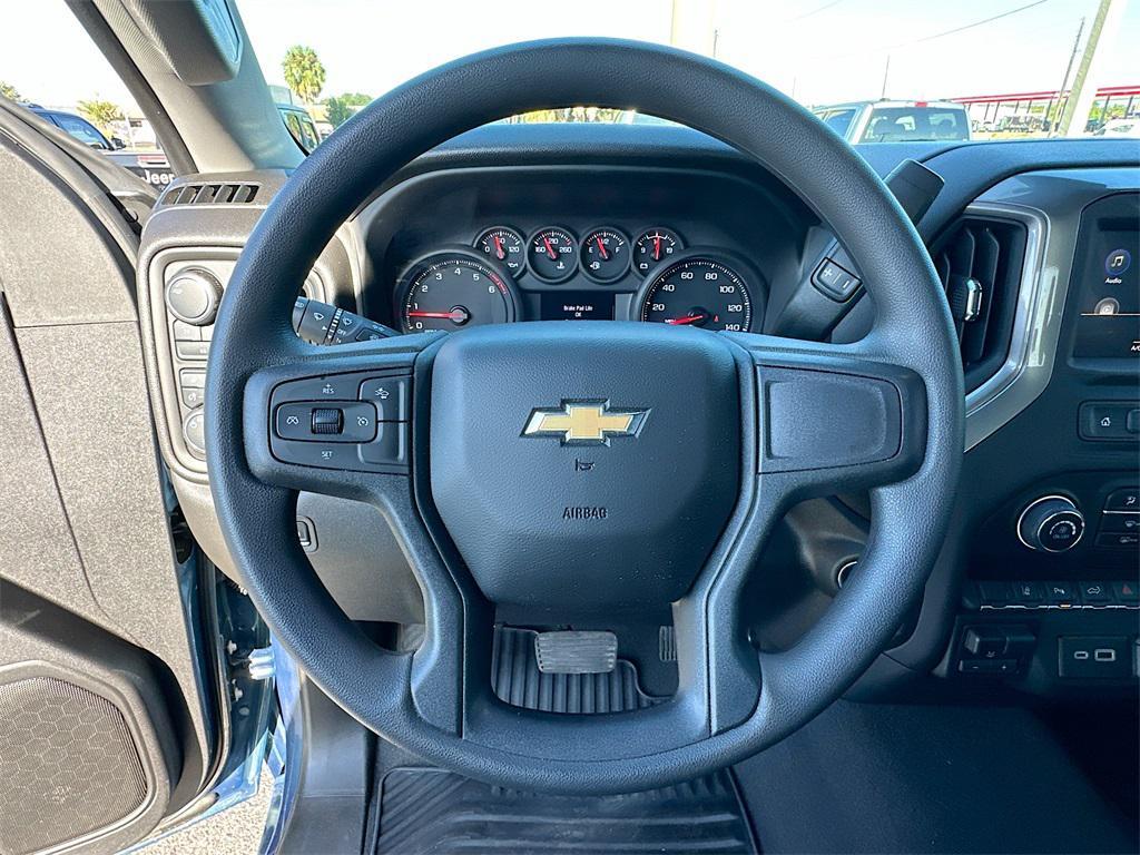 used 2025 Chevrolet Silverado 2500 car, priced at $52,890