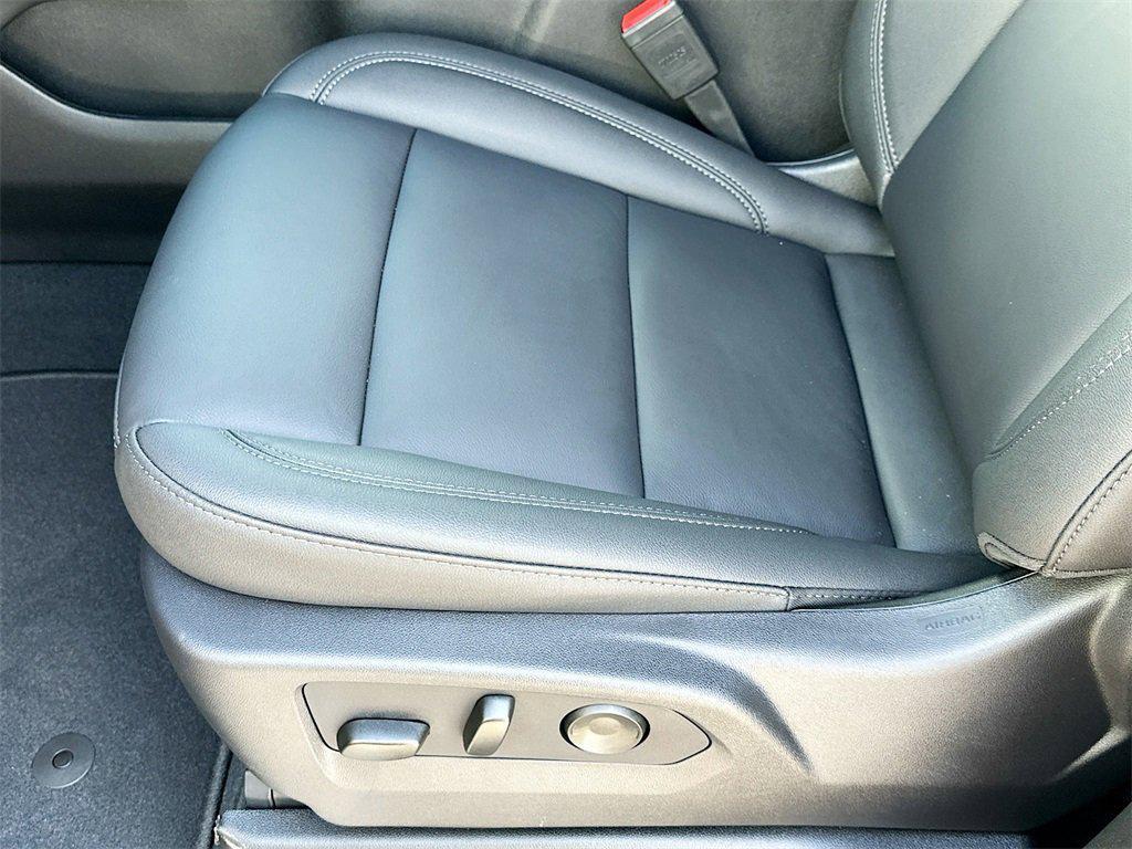 new 2025 Chevrolet Tahoe car, priced at $71,320