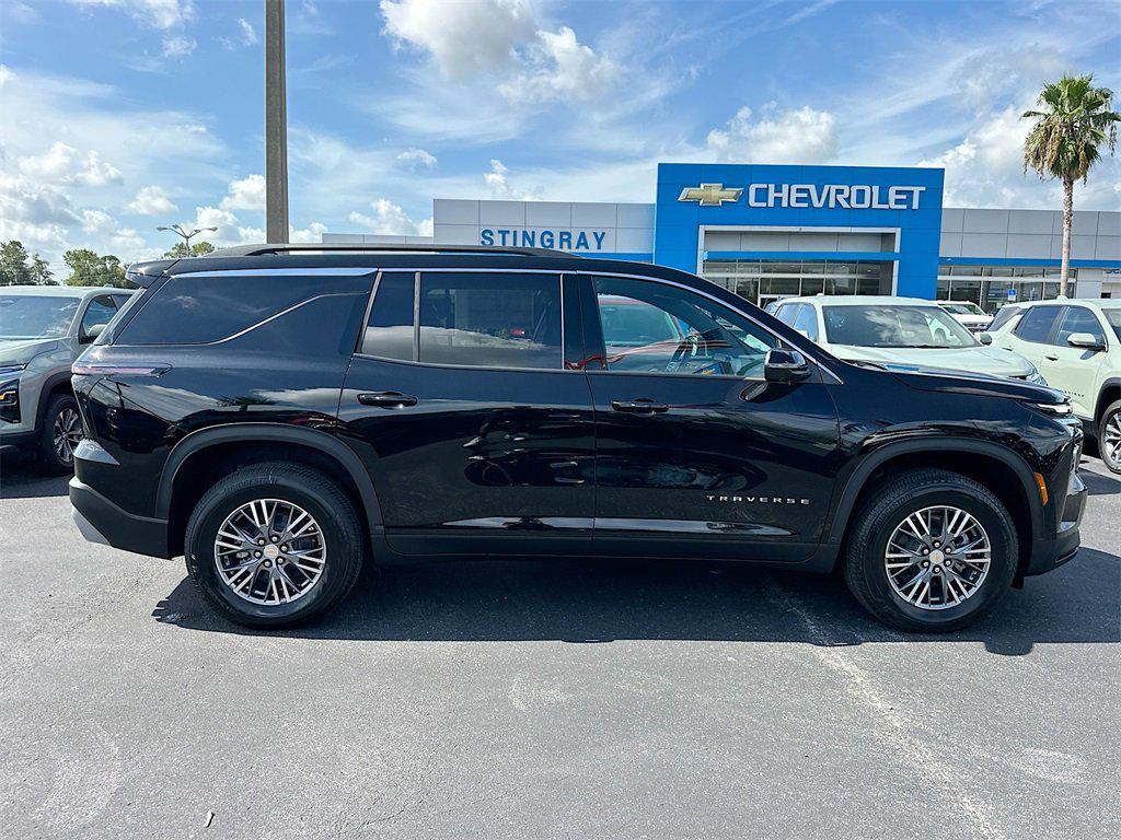 new 2026 Chevrolet Traverse car, priced at $45,215
