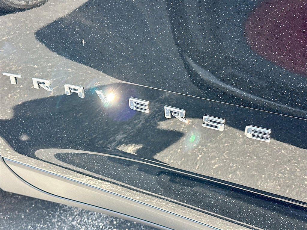new 2026 Chevrolet Traverse car, priced at $45,215