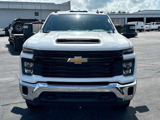 new 2024 Chevrolet Silverado 3500 car, priced at $59,996