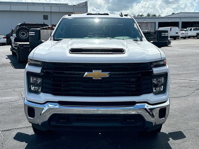 new 2024 Chevrolet Silverado 3500 car, priced at $59,746