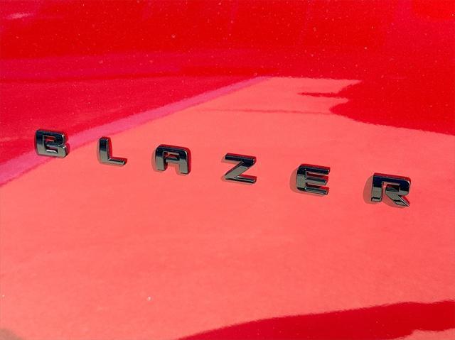 new 2025 Chevrolet Blazer car, priced at $37,716