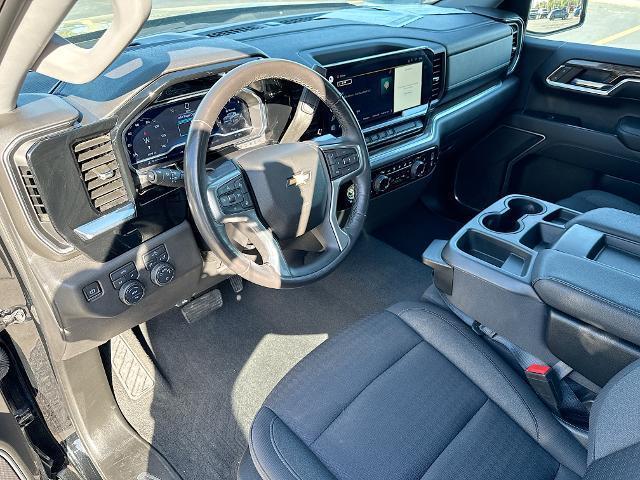 used 2022 Chevrolet Silverado 1500 car, priced at $38,996