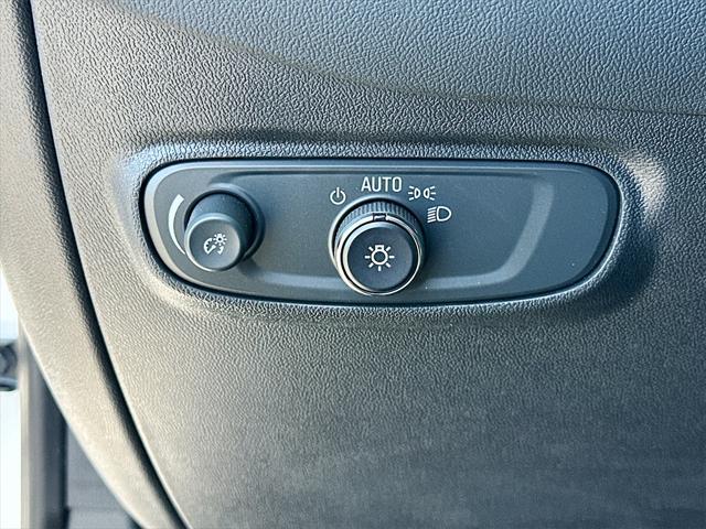 used 2023 Chevrolet Equinox car, priced at $26,999