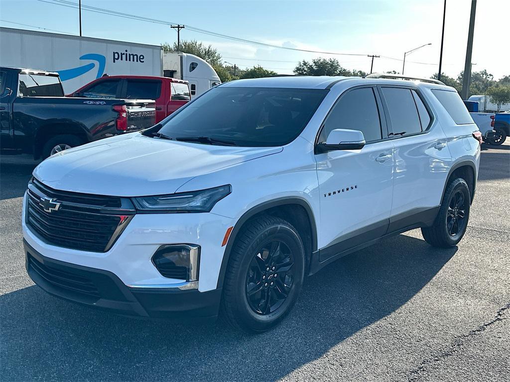 used 2023 Chevrolet Traverse car, priced at $31,998