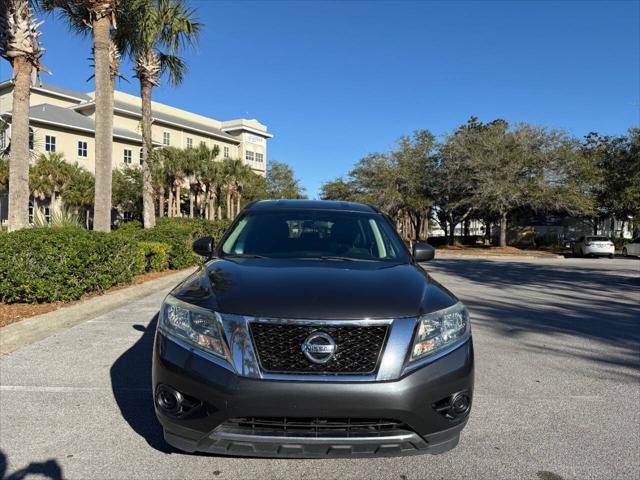 used 2014 Nissan Pathfinder car, priced at $8,999