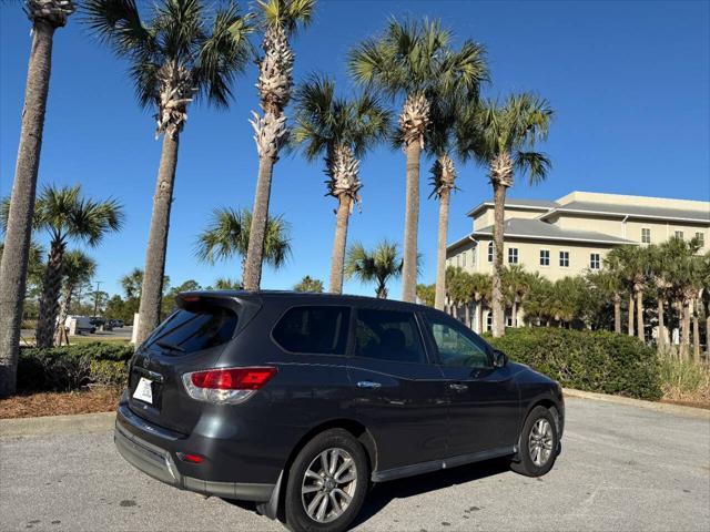 used 2014 Nissan Pathfinder car, priced at $8,999