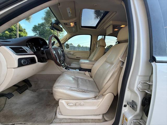 used 2007 Cadillac Escalade car, priced at $6,950