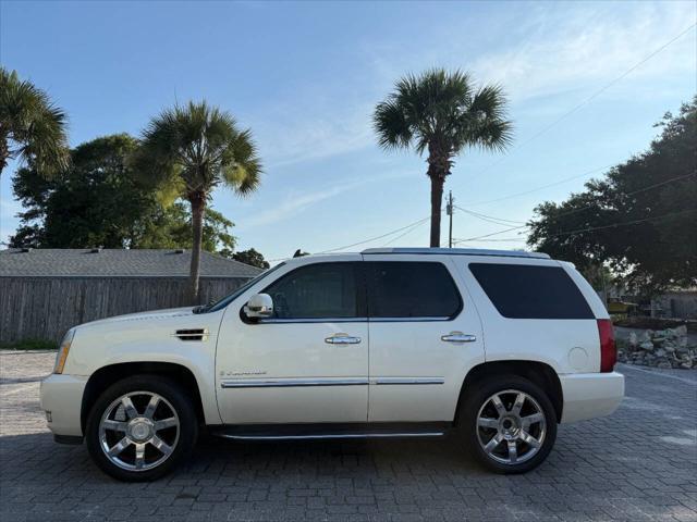 used 2007 Cadillac Escalade car, priced at $6,950