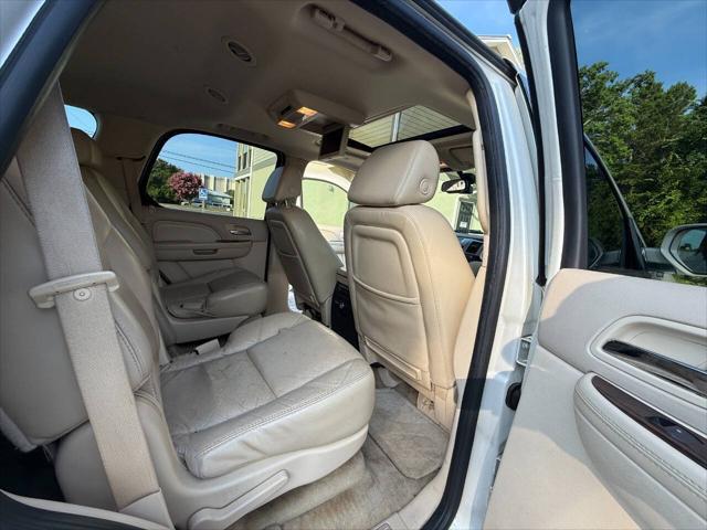 used 2007 Cadillac Escalade car, priced at $6,950