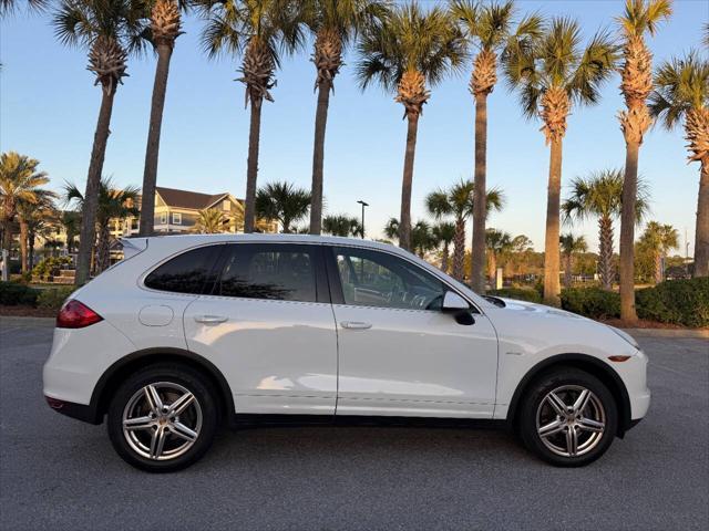 used 2014 Porsche Cayenne car, priced at $13,999