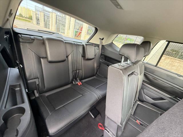 used 2019 Volkswagen Atlas car, priced at $15,900