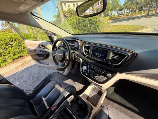 used 2018 Chrysler Pacifica car, priced at $11,650