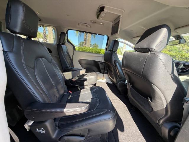 used 2018 Chrysler Pacifica car, priced at $11,650