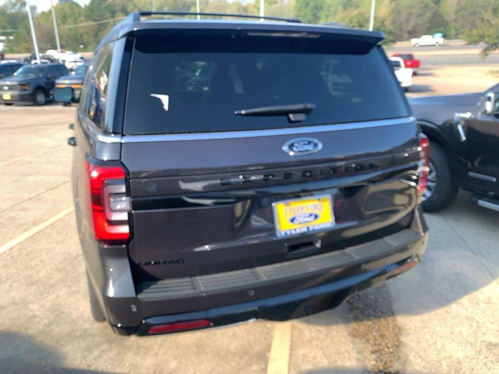 new 2024 Ford Expedition car, priced at $67,670