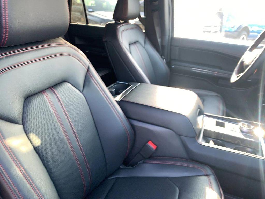 new 2024 Ford Expedition car, priced at $67,670