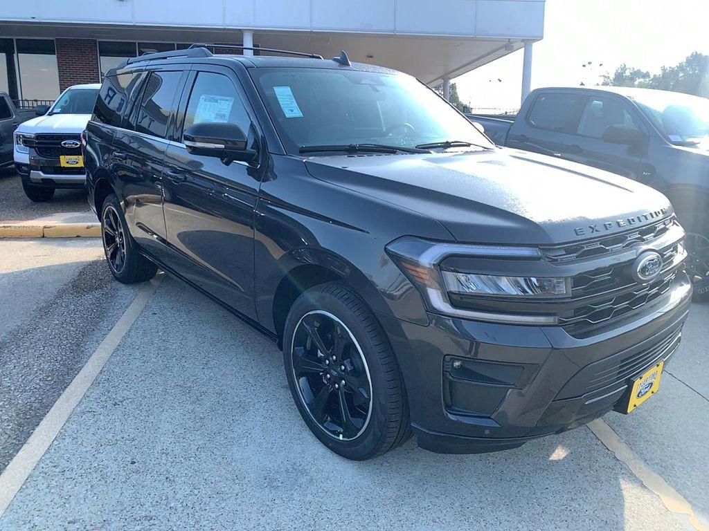 new 2024 Ford Expedition car, priced at $67,670