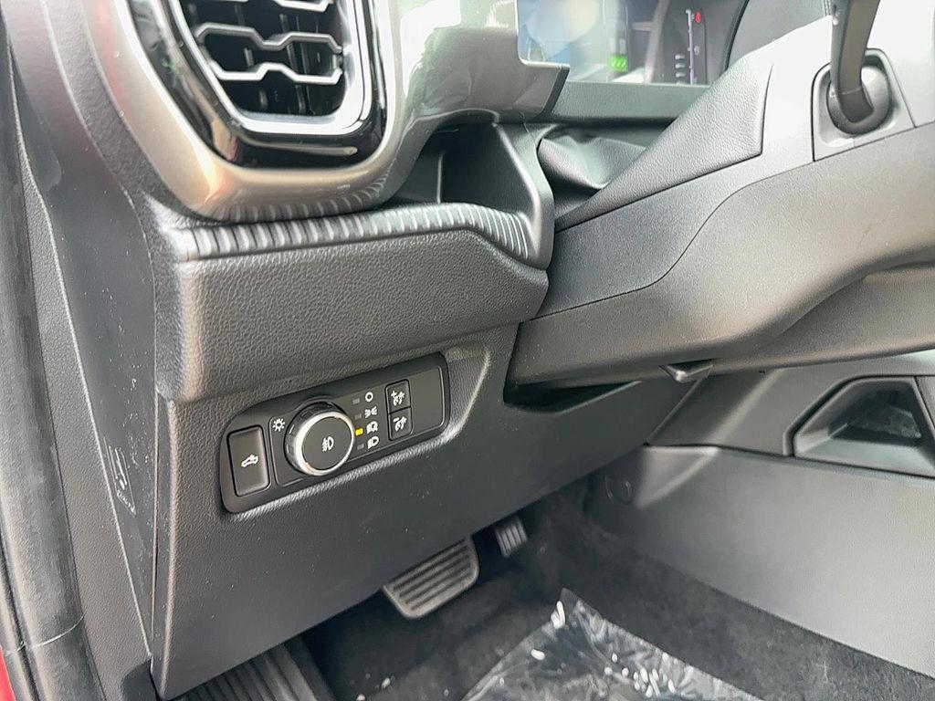 new 2025 Ford Ranger car, priced at $37,052