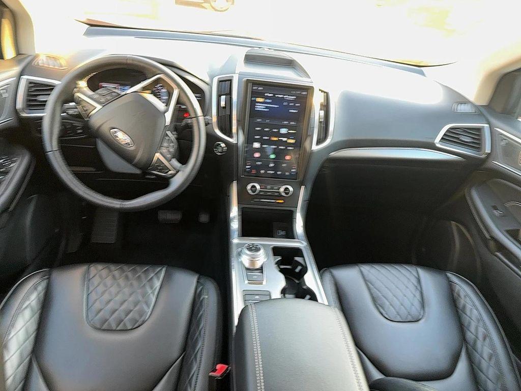 used 2024 Ford Edge car, priced at $32,995