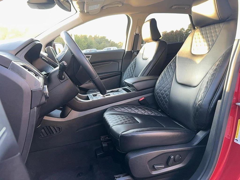 used 2024 Ford Edge car, priced at $32,995