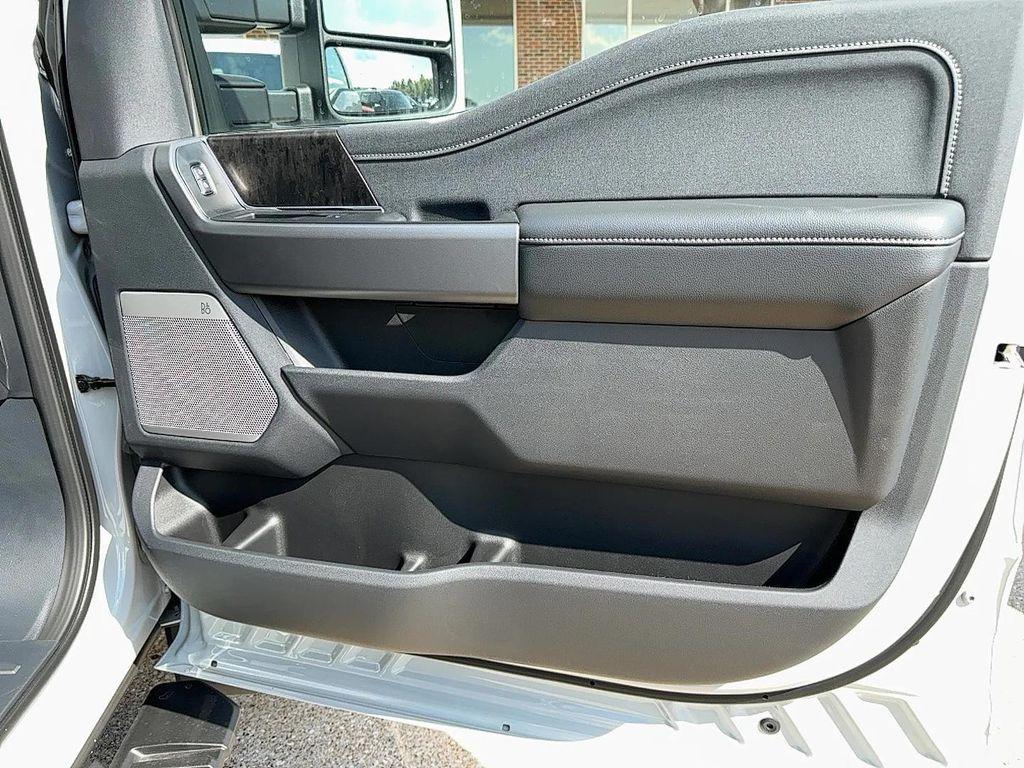 new 2025 Ford F-450 car, priced at $99,995