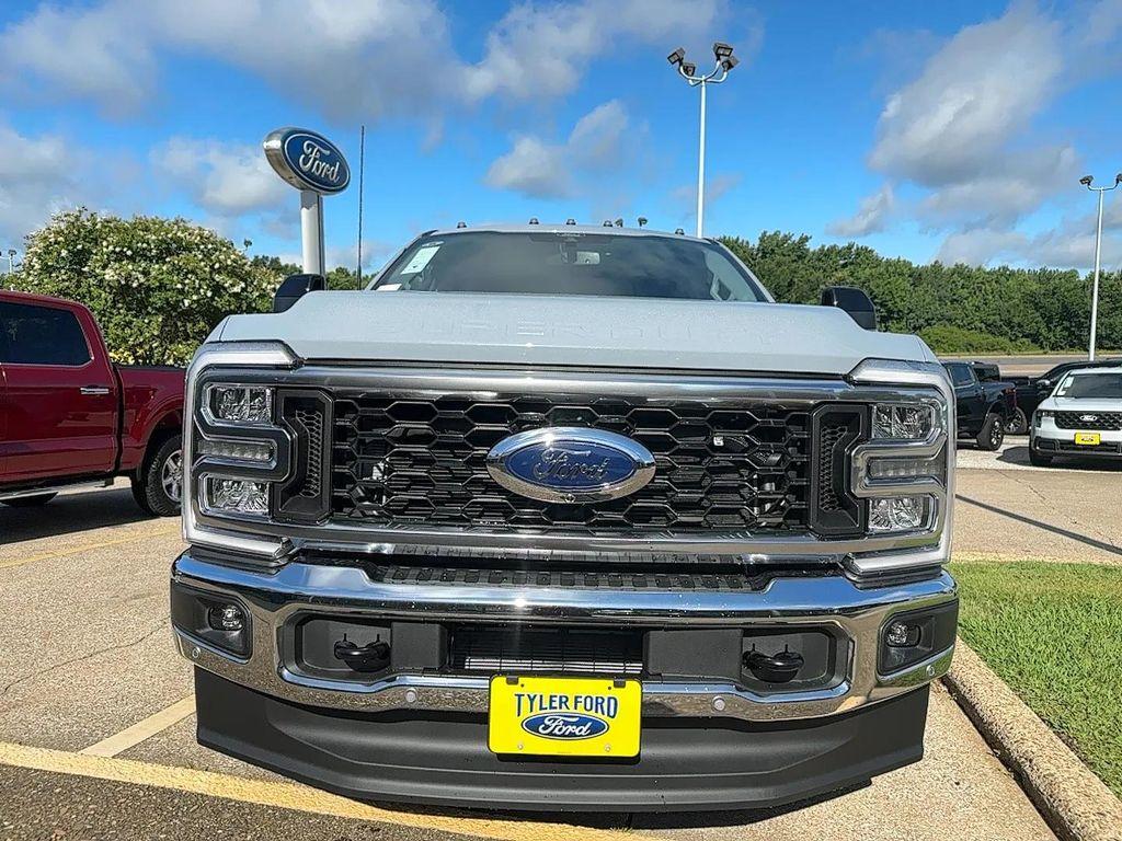 new 2025 Ford F-350 car, priced at $91,600