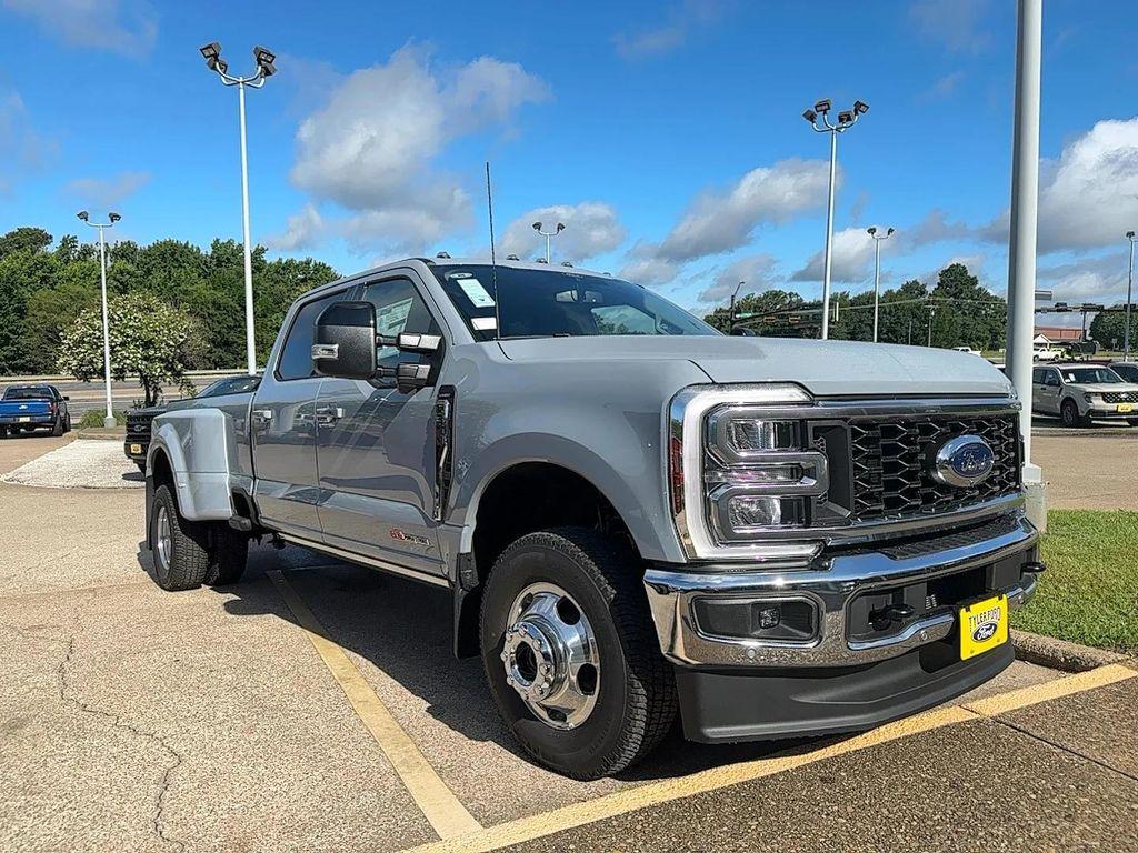 new 2025 Ford F-350 car, priced at $91,600