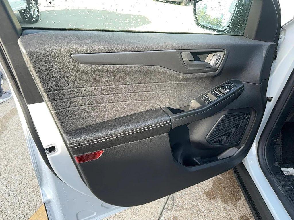 new 2025 Ford Escape car, priced at $25,869