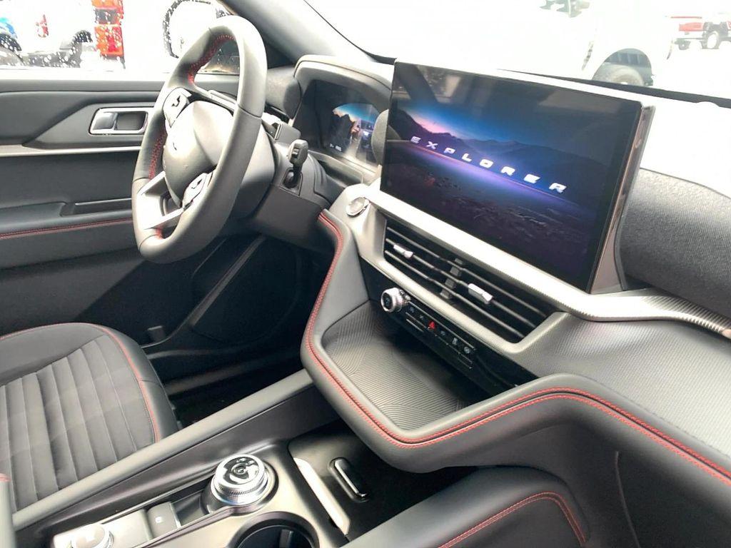 new 2025 Ford Explorer car, priced at $42,971
