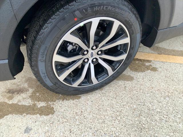 new 2025 Ford Explorer car, priced at $42,971